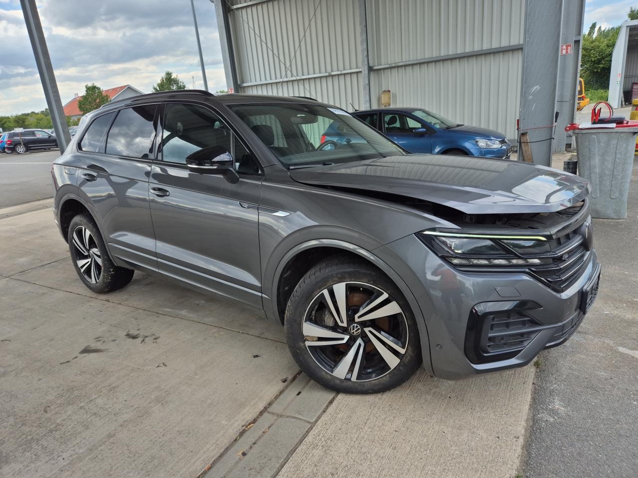 WVGZZZCR2PD****** · 2023 VOLKSWAGEN Touareg