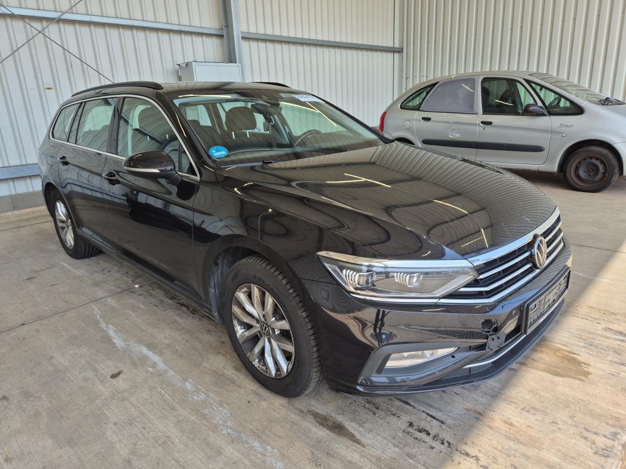 WVWZZZ3CZNE****** · 2022 VOLKSWAGEN Passat Variant