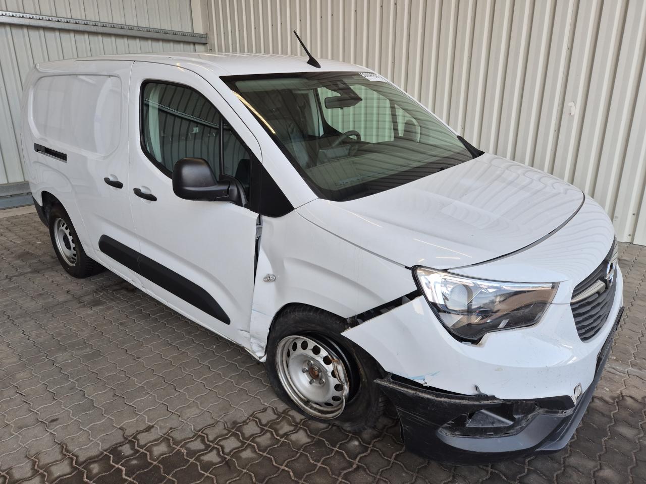 W0VEFYHT2PJ****** · 2024 OPEL Combo E Cargo