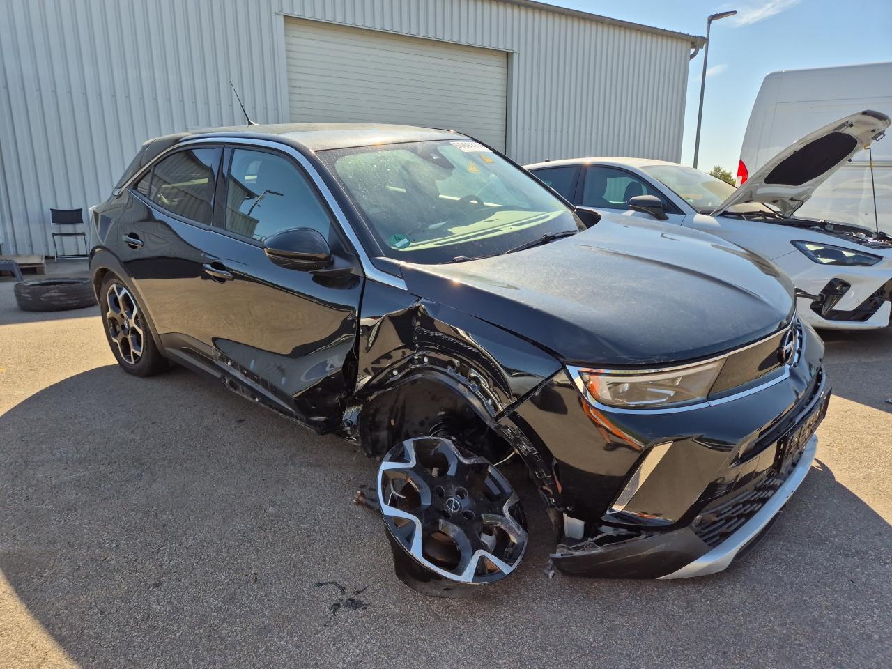 VXKUKZKXZNW****** · 2022 OPEL Mokka