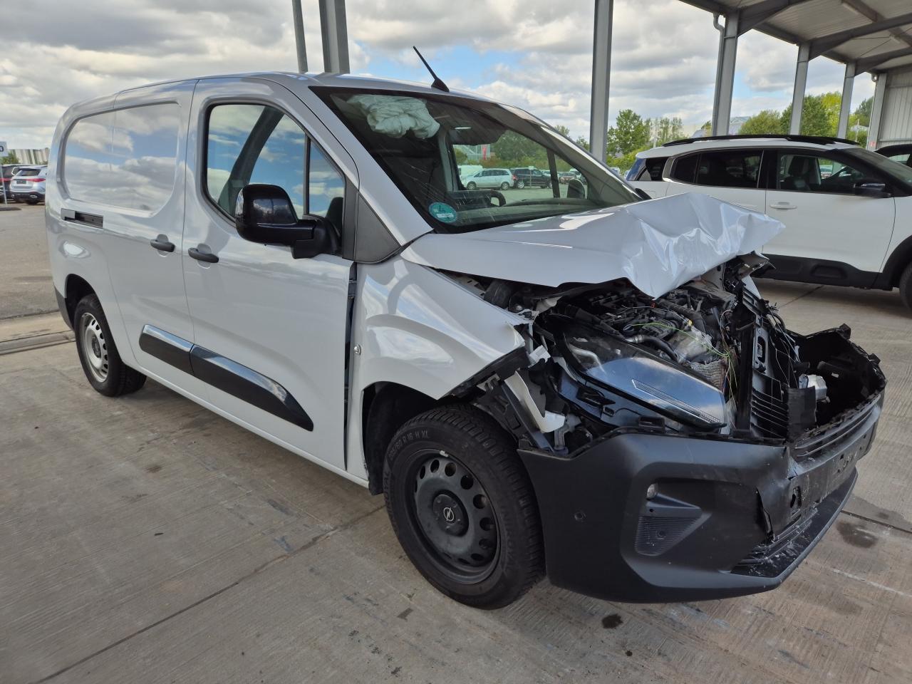 W0VEDYHT8RJ****** · 2024 OPEL Combo E Cargo