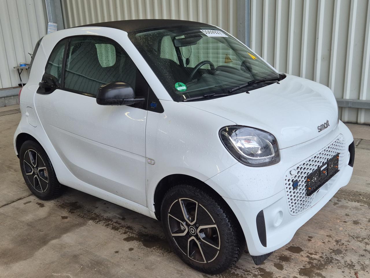 W1A4533911K****** · 2022 SMART fortwo coupe