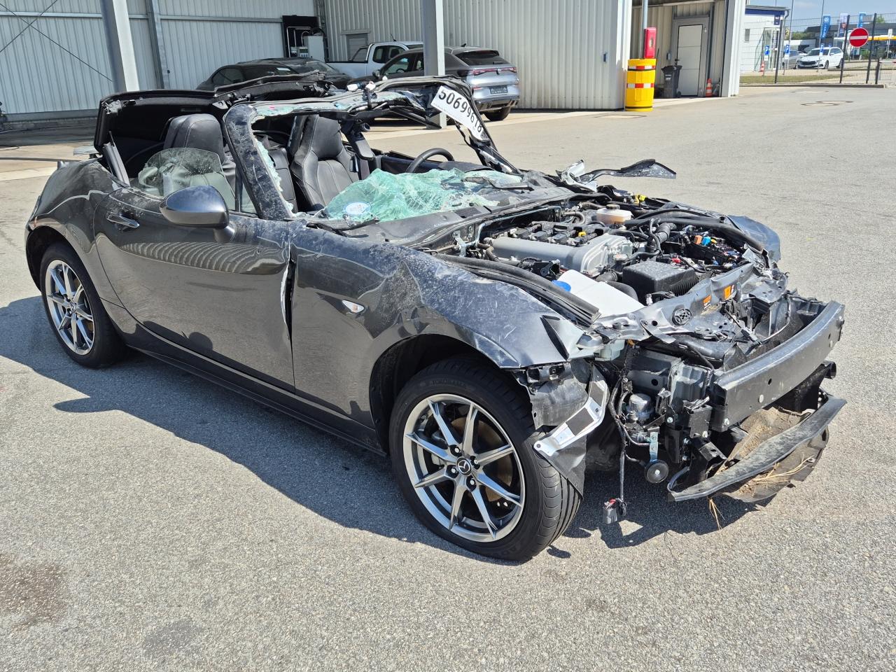JMZND6EA800****** · 2026 MAZDA MX-5