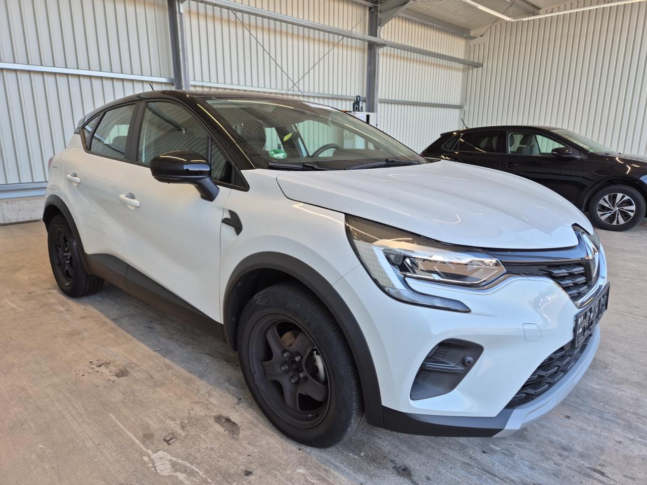 VF1RJB00672****** · 2023 RENAULT Captur II