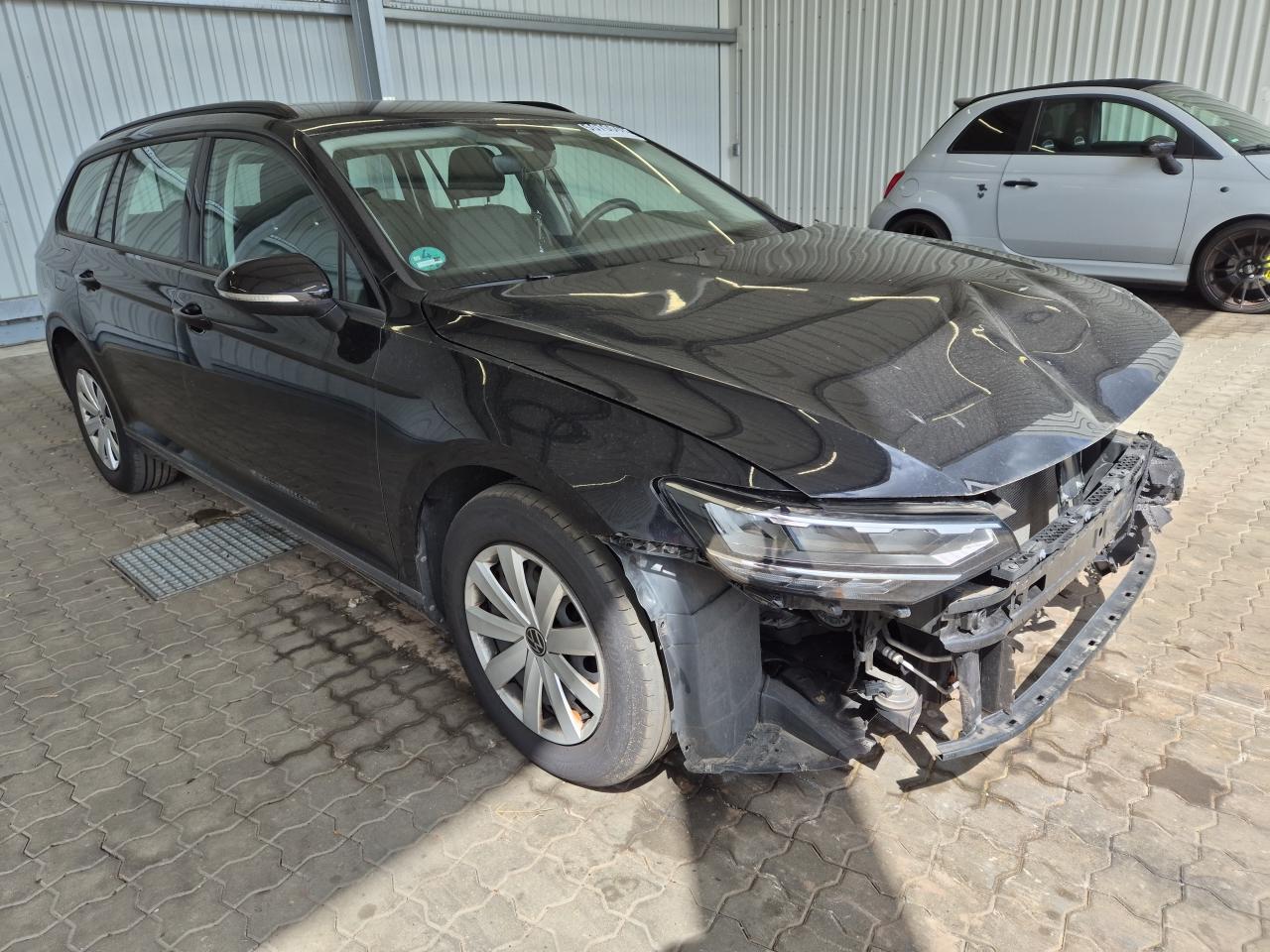 WVWZZZ3CZNE****** · 2022 VOLKSWAGEN Passat Variant