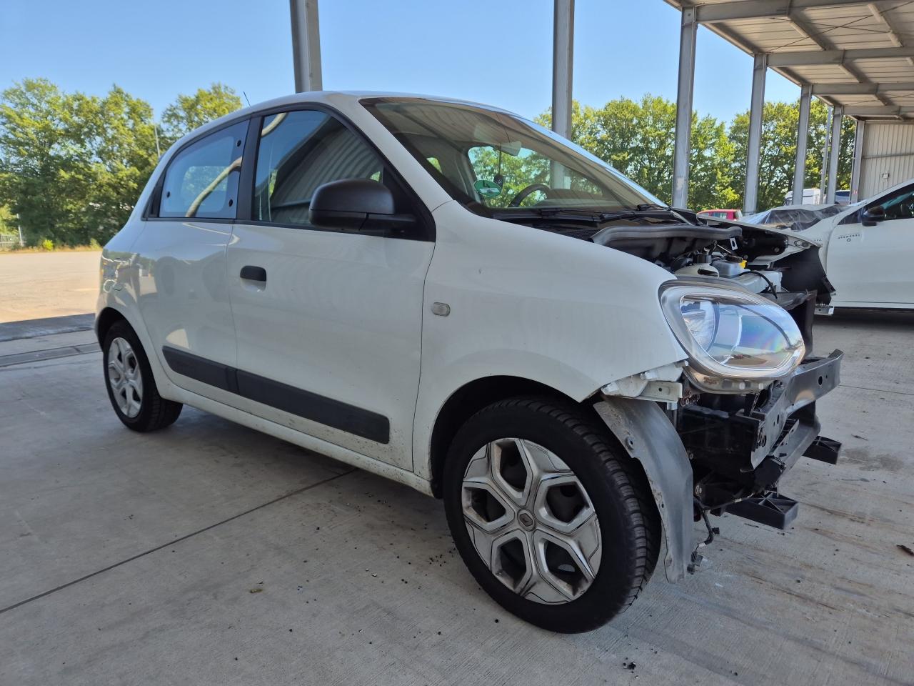 VF1AH000865****** · 2020 RENAULT Twingo