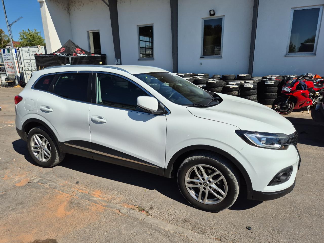 VF1RFE00662****** · 2019 RENAULT Kadjar