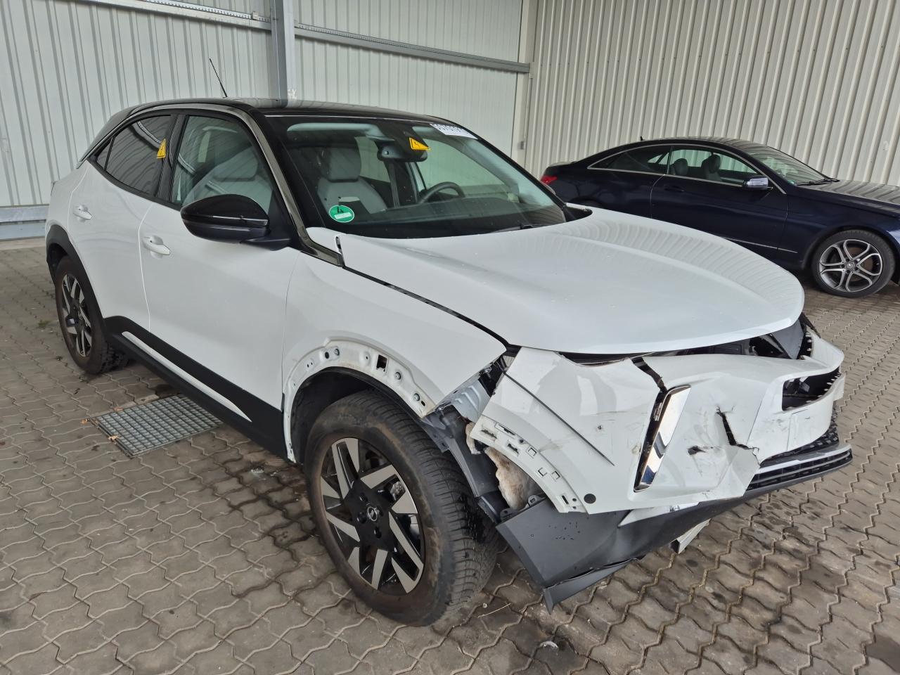 VXKUKZKXZNW****** · 2022 OPEL Mokka