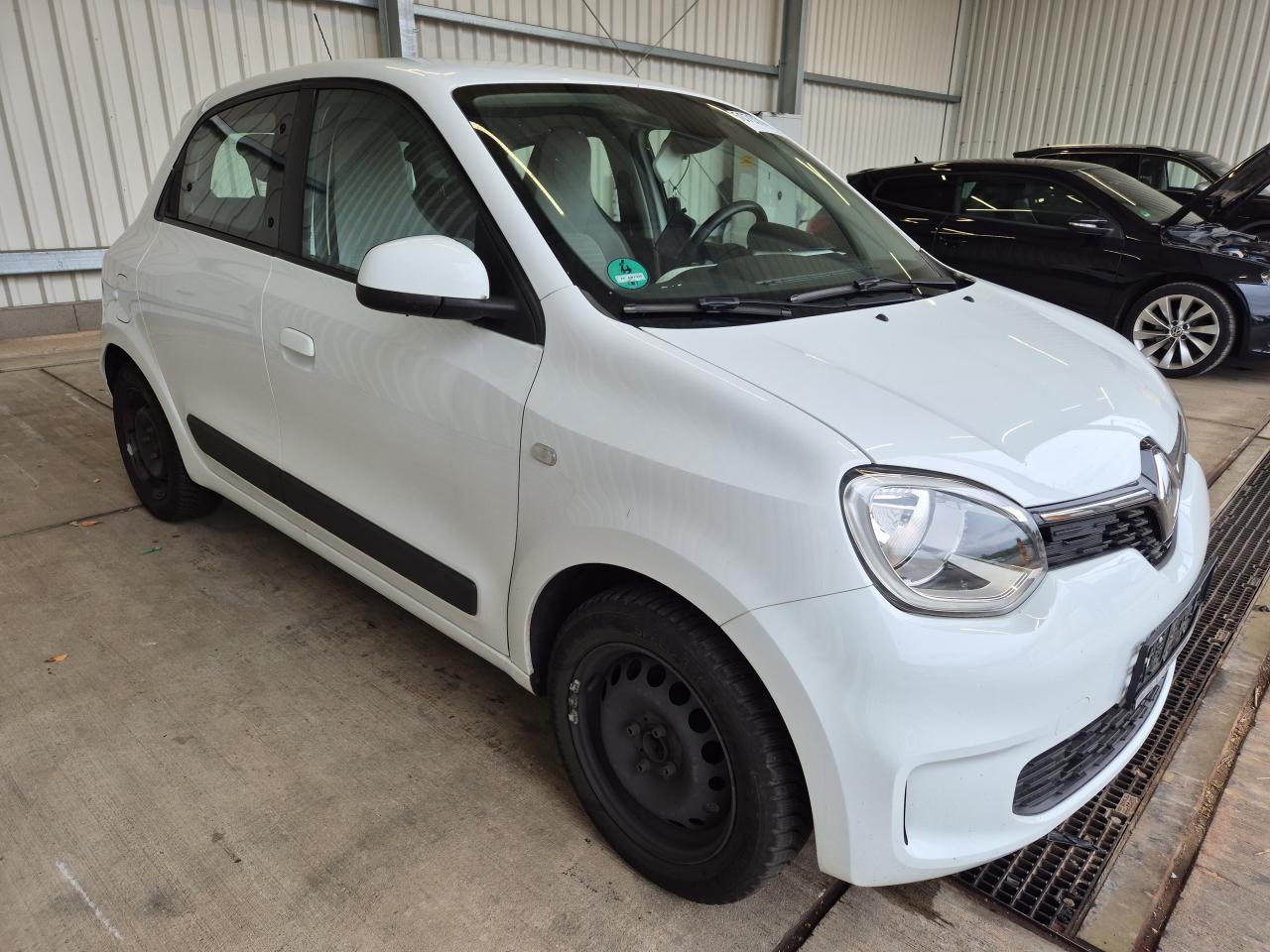 VF1AH000564****** · 2020 RENAULT Twingo
