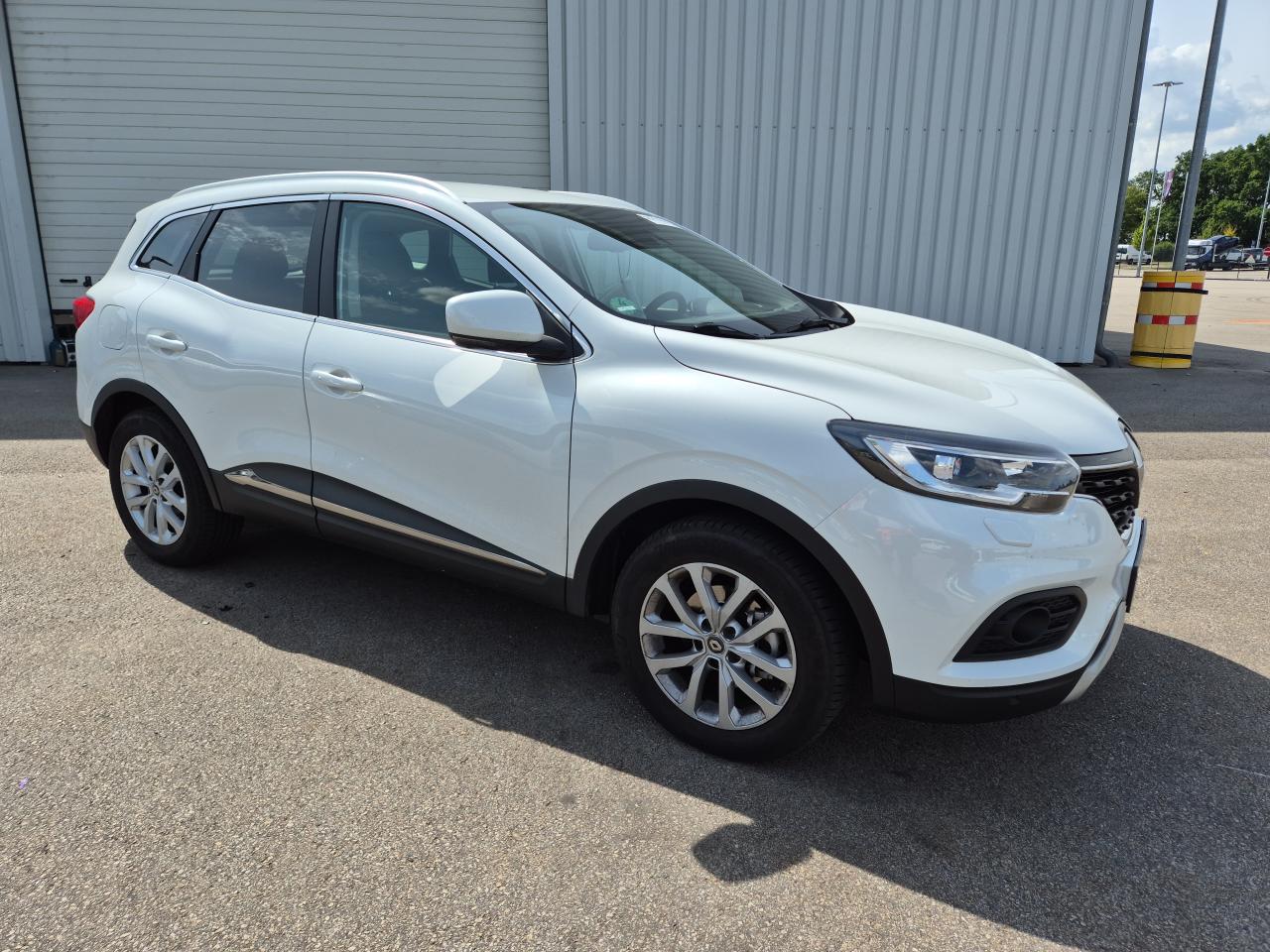 VF1RFE00864****** · 2020 RENAULT Kadjar