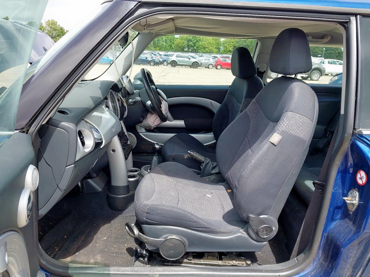 2004 MINI HATCHBACK · 5/18
