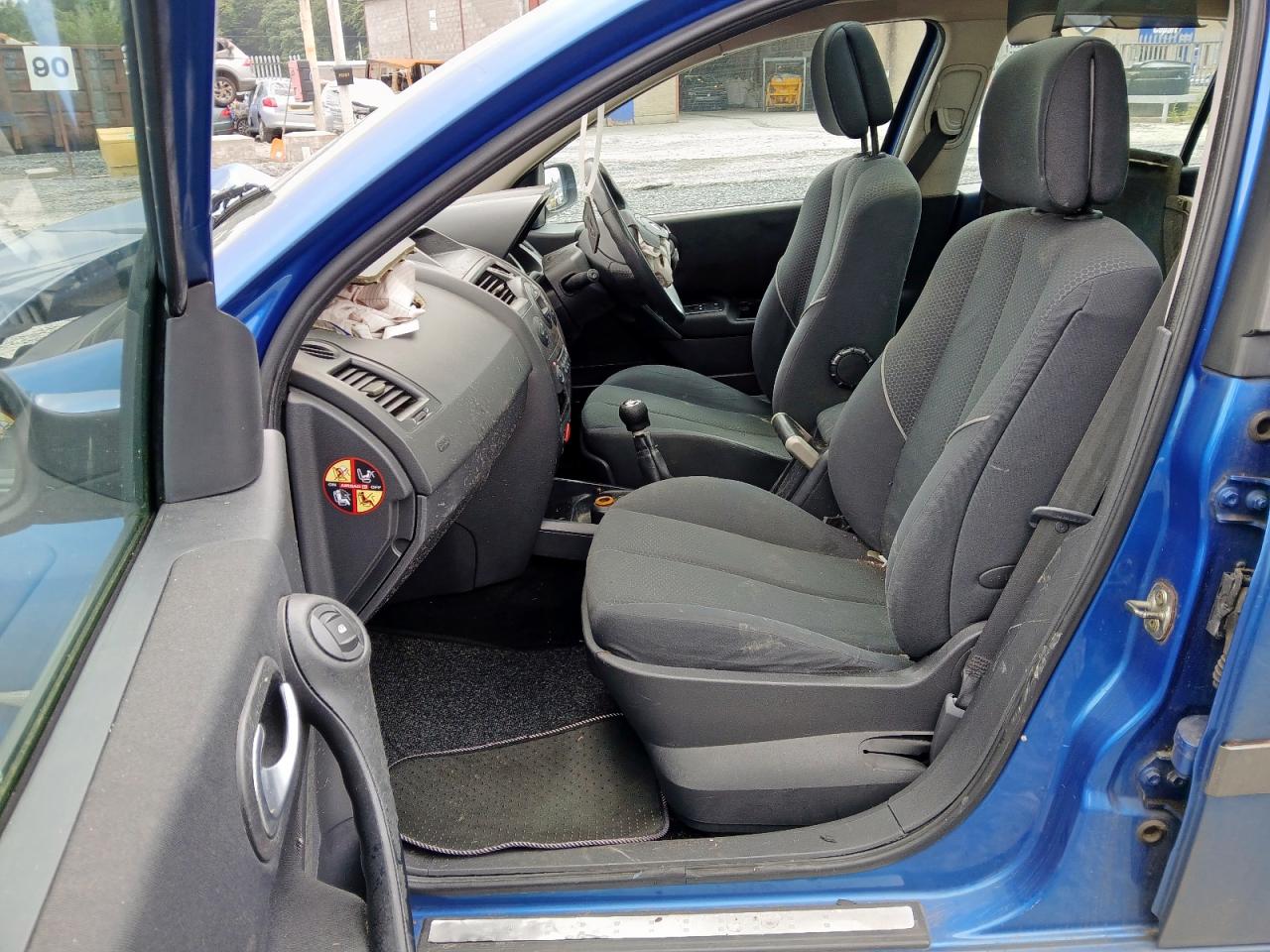 2004 RENAULT MEGANE DYN · 5/19