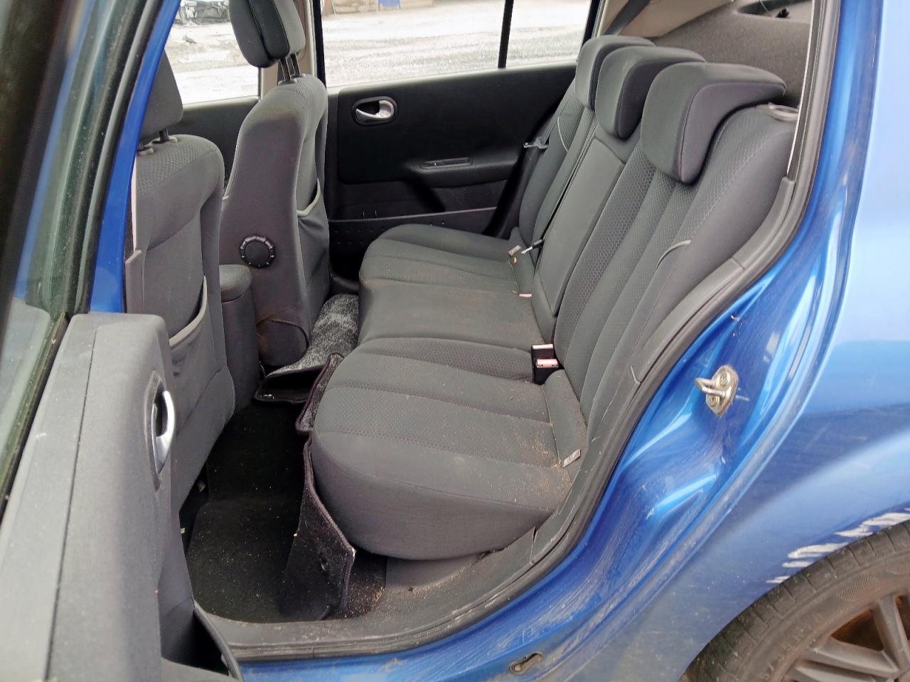 2004 RENAULT MEGANE DYN · 6/19