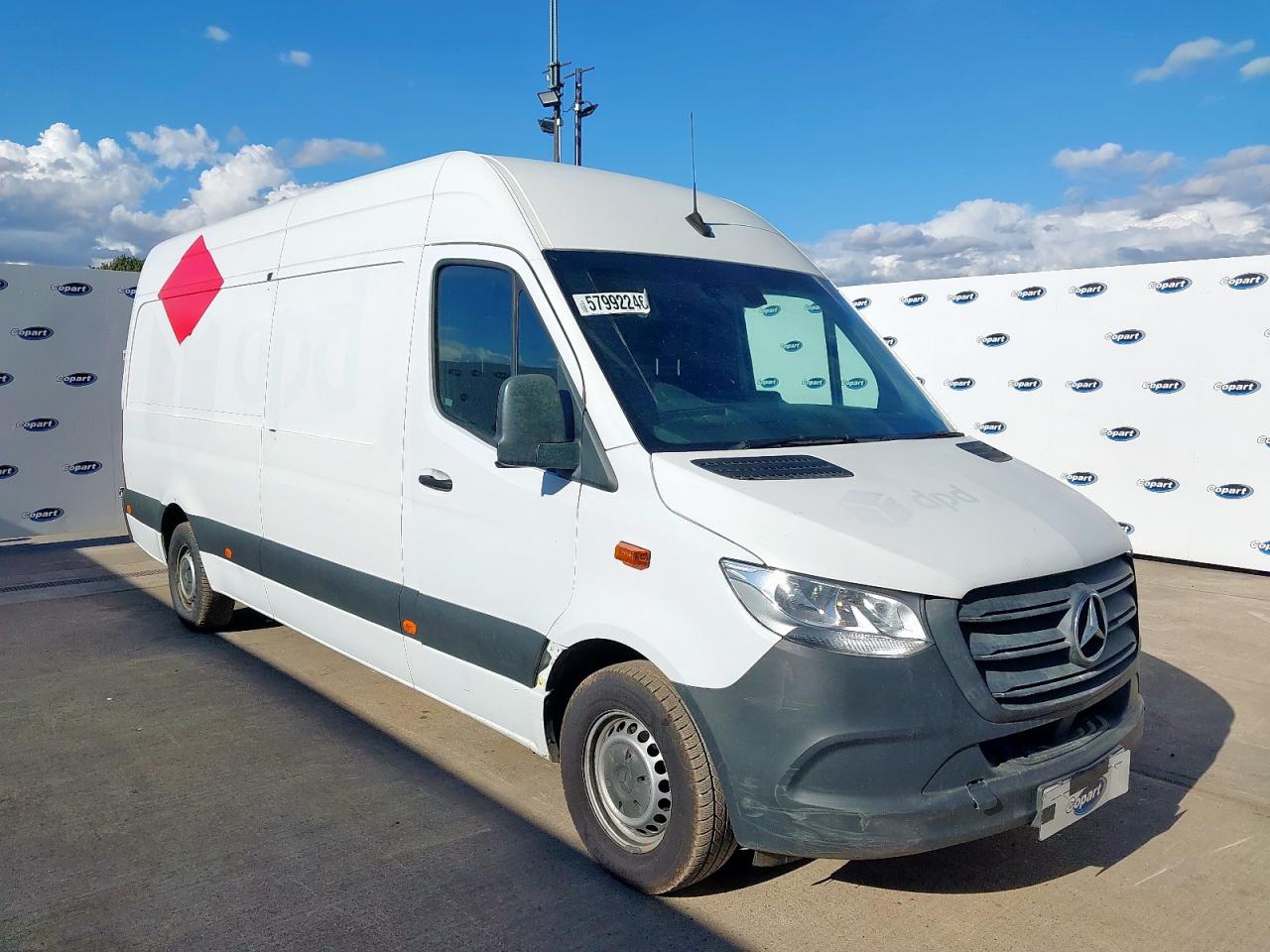 2020 MERCEDES BENZ SPRINTER · 2/21