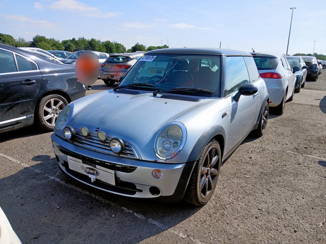 ***************** · 2004 MINI HATCHBACK