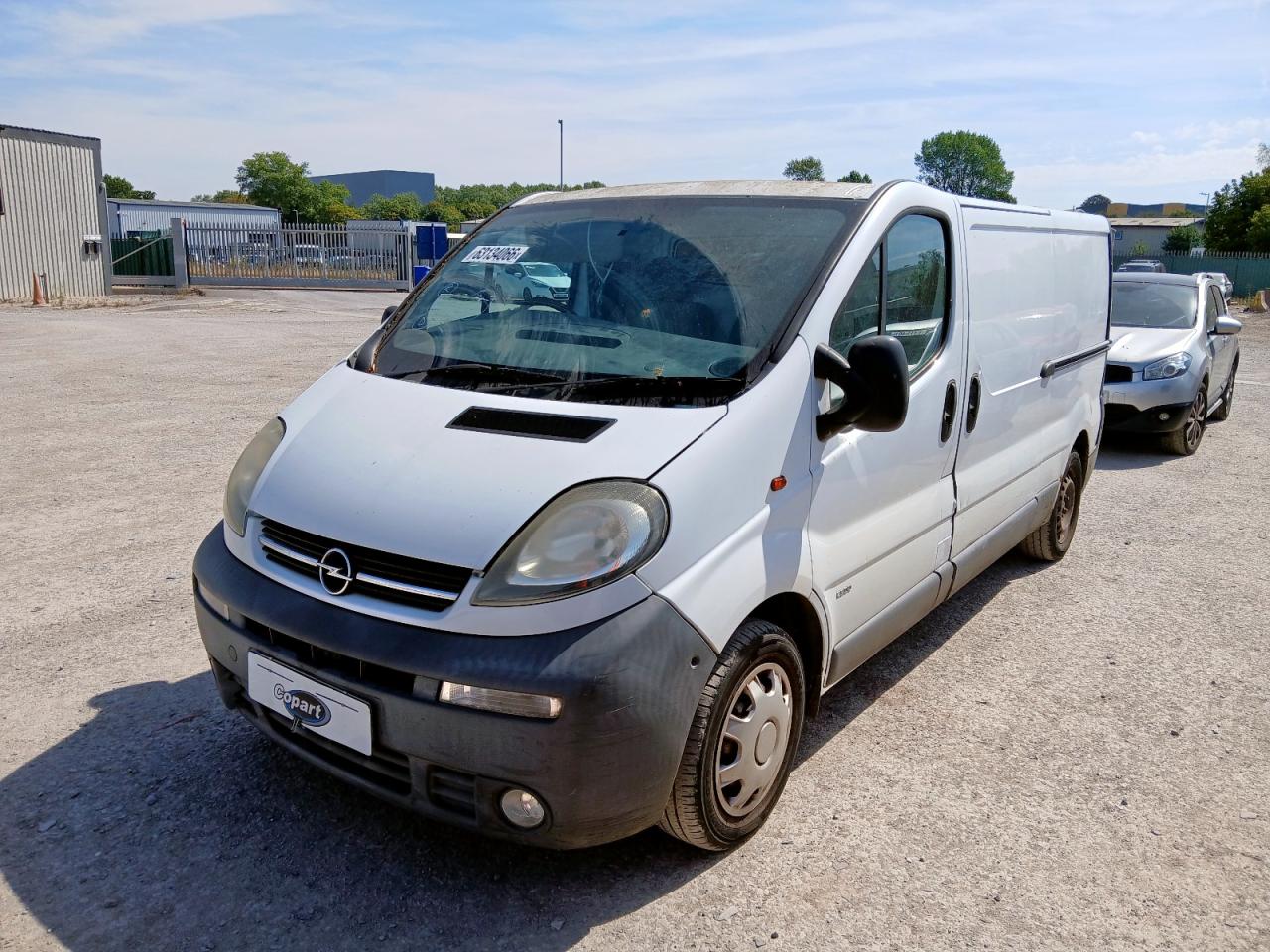 ***************** · 2004 OPEL VIVARO