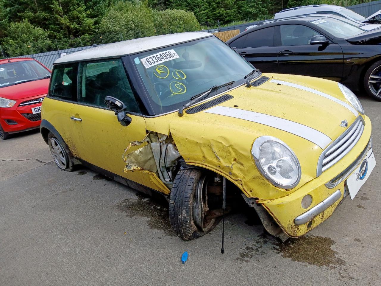 2004 MINI HATCHBACK · 2/14