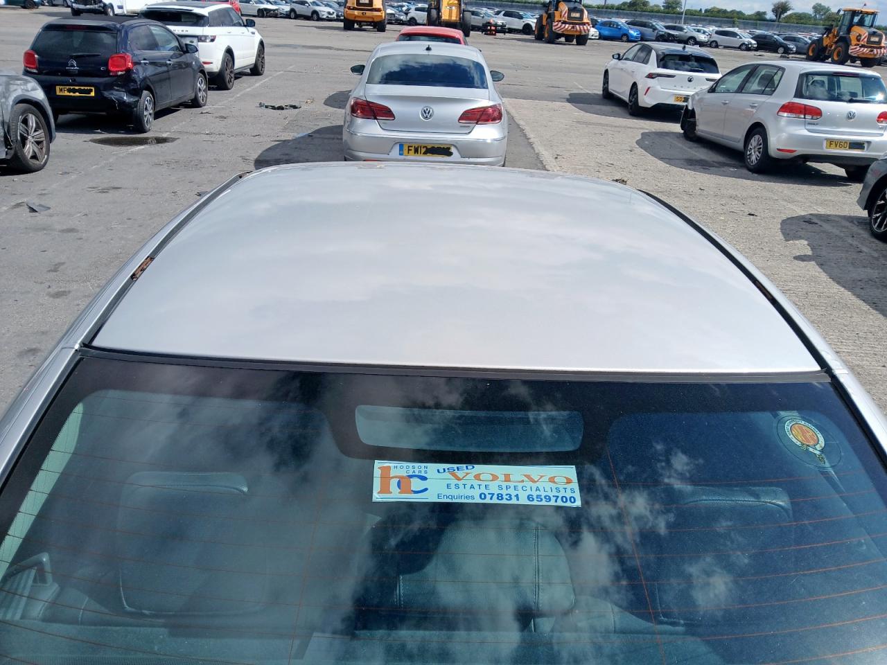 ***************** · 2003 VOLVO S60 D5 SE · 12/14