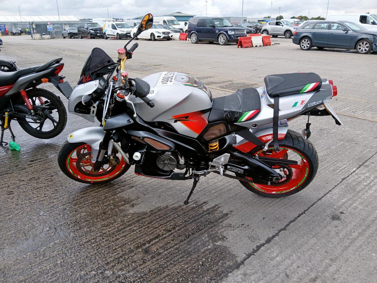 ***************** · 2004 APRILIA TUONO FIGH