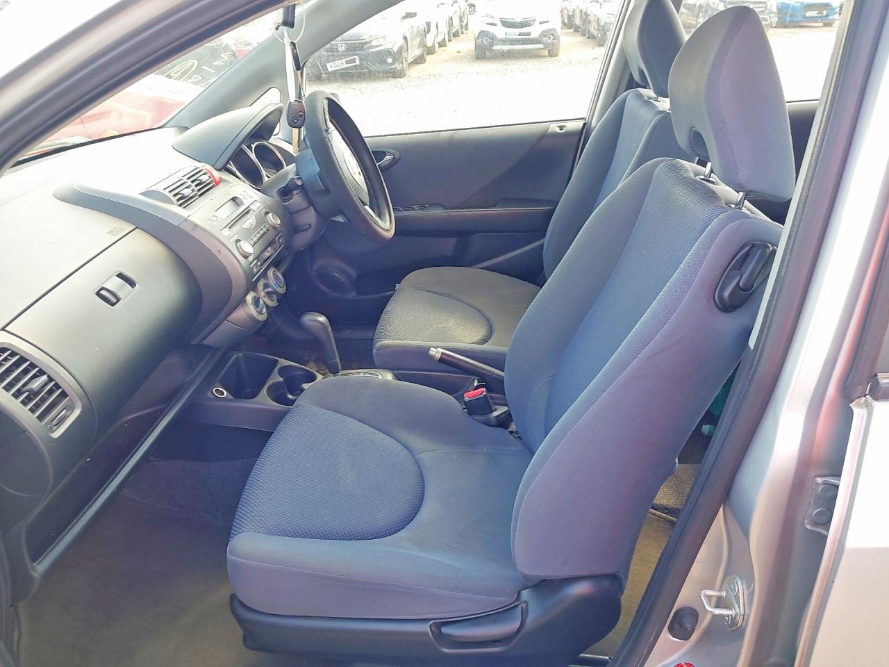 2004 HONDA JAZZ SE · 5/15