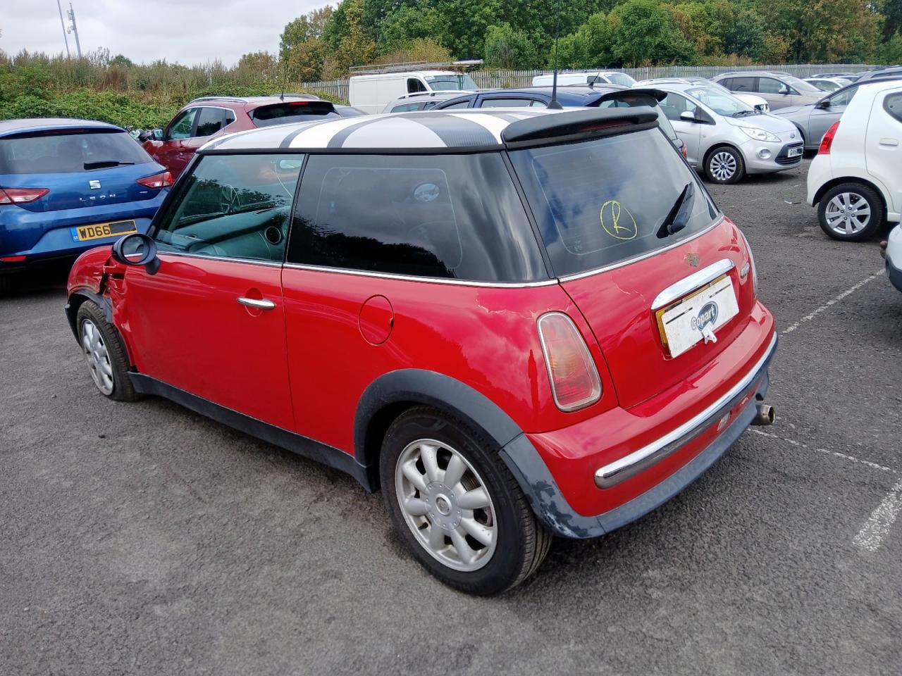 2004 MINI HATCHBACK · 4/12