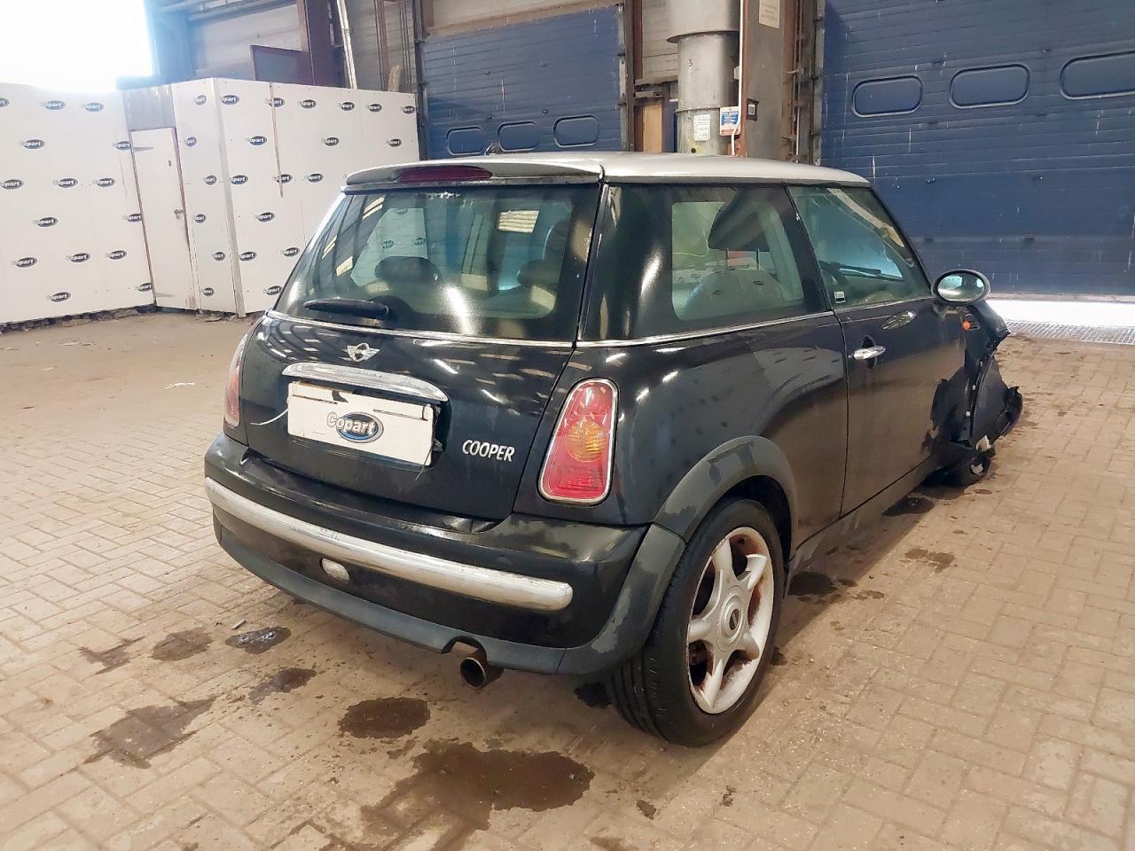 2002 MINI HATCHBACK · 3/20
