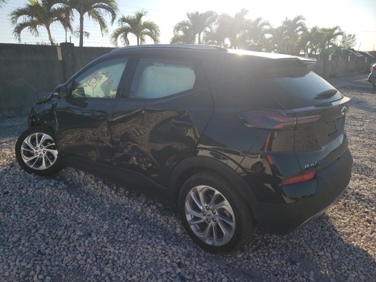 1G1FY6S02N4109216 · 2022 CHEVROLET BOLT EUV · 2/12