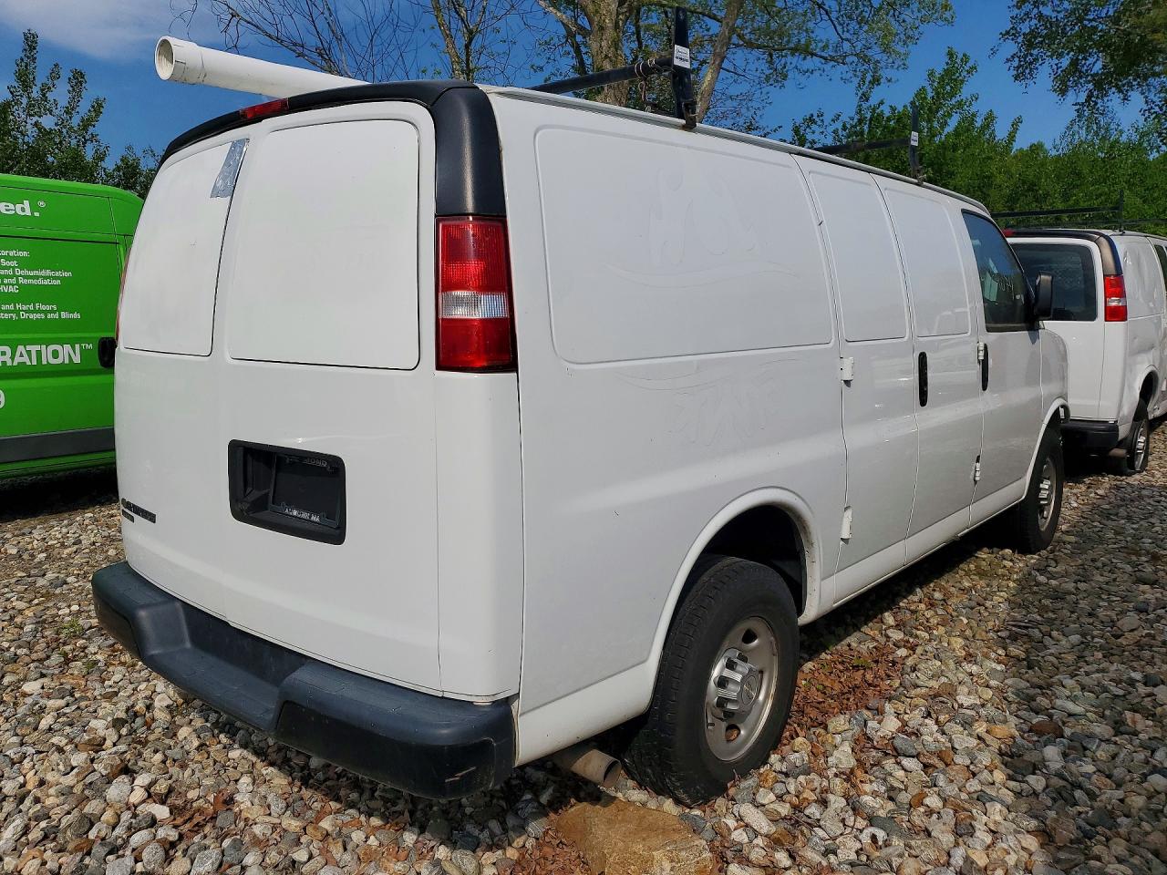 1GCWGAFG7L1267702 · 2020 CHEVROLET EXPRESS G2500 · 3/13