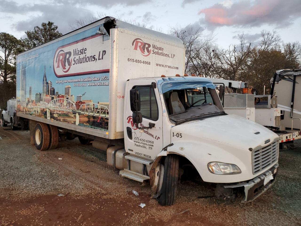 1FVACWDT5CDBH8649 · 2012 FREIGHTLINER M2