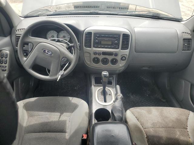 1FMYU93125KA78870 · 2005 FORD ESCAPE · 8/12