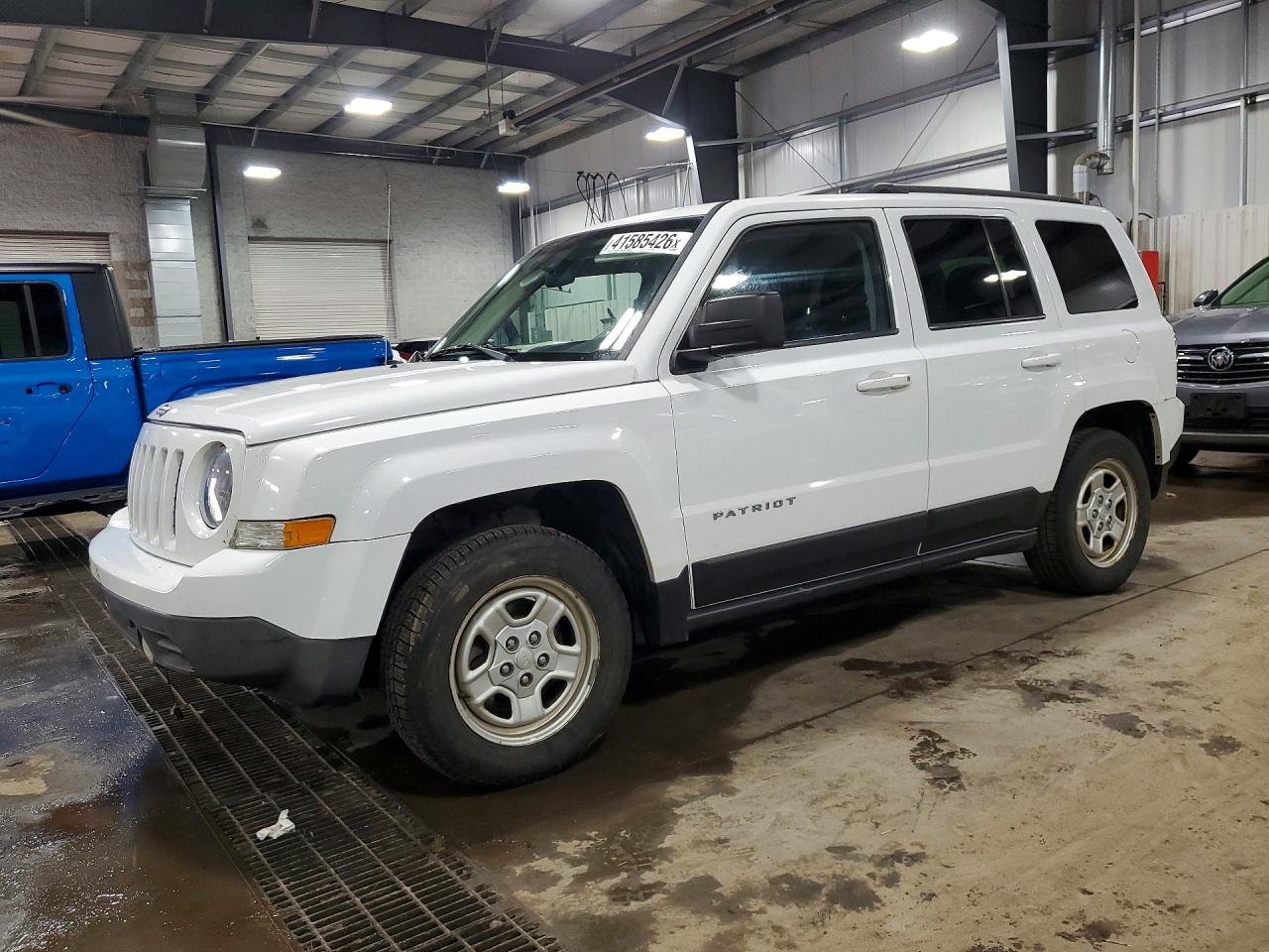 1C4NJPBA0FD247151 · 2015 JEEP PATRIOT