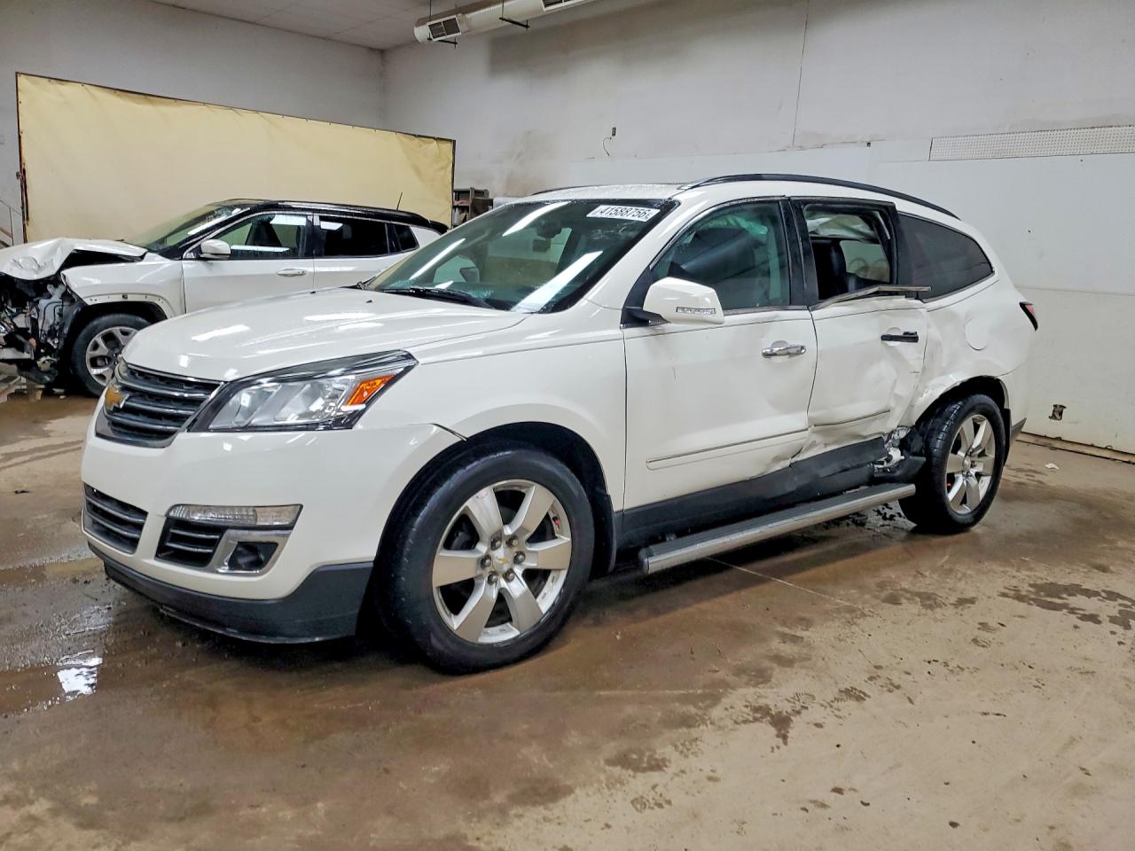 1GNKVLKD8DJ158119 · 2013 CHEVROLET TRAVERSE