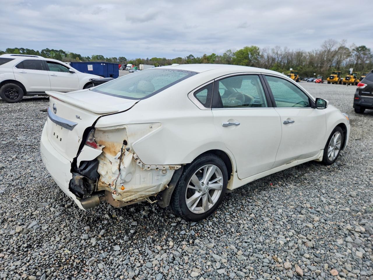 1N4AL3AP9FC112656 · 2015 NISSAN ALTIMA · 3/13