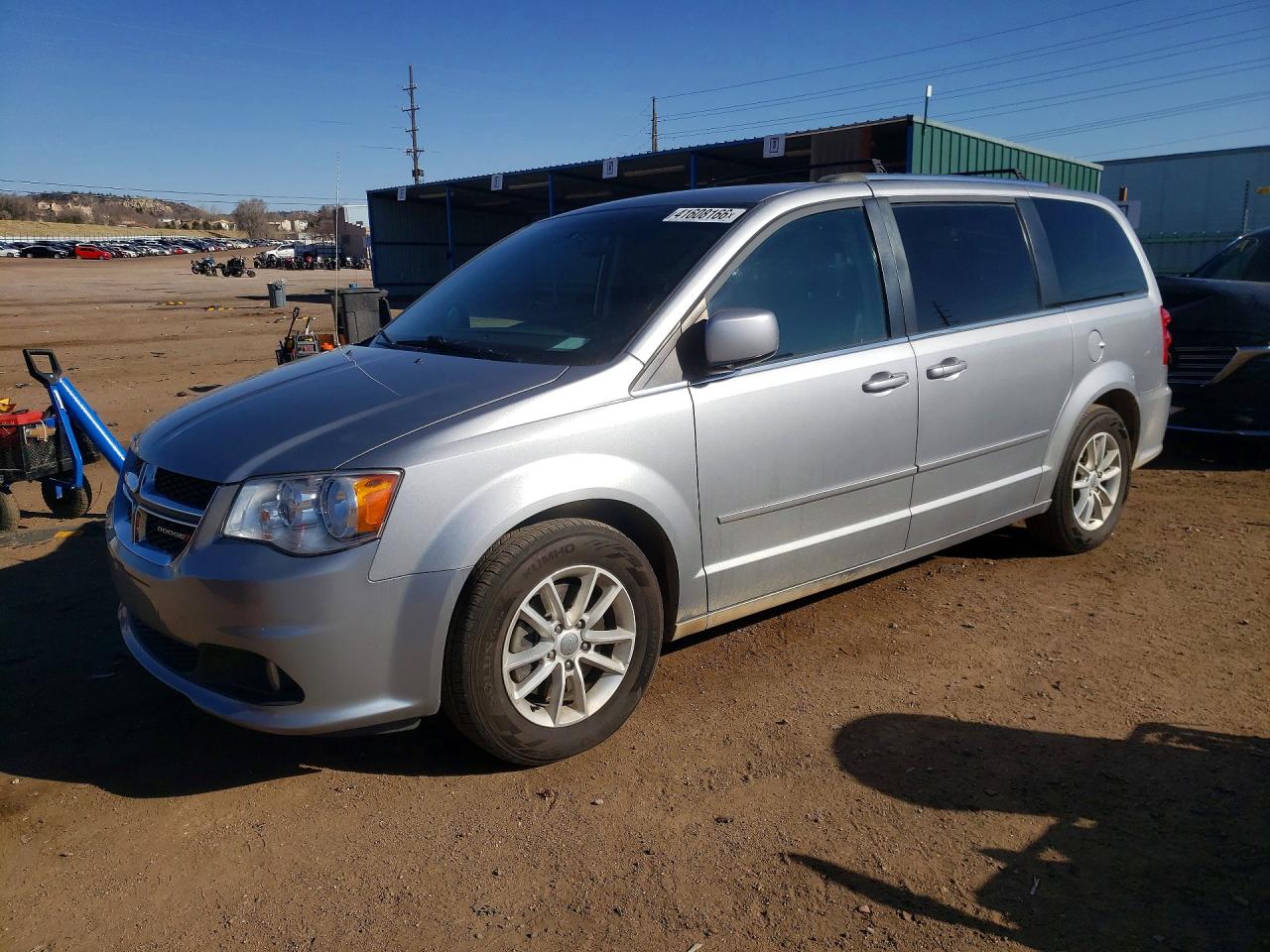 2C4RDGCG2HR860979 · 2017 DODGE GRAND CARAVAN