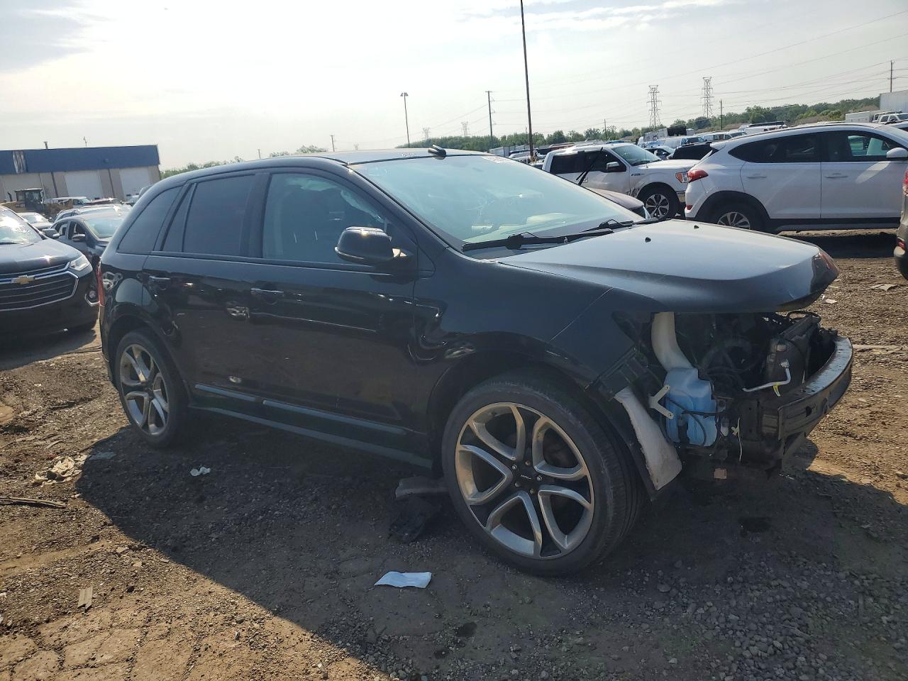 2FMDK4AK8EBB31942 · 2014 FORD EDGE · 4/13
