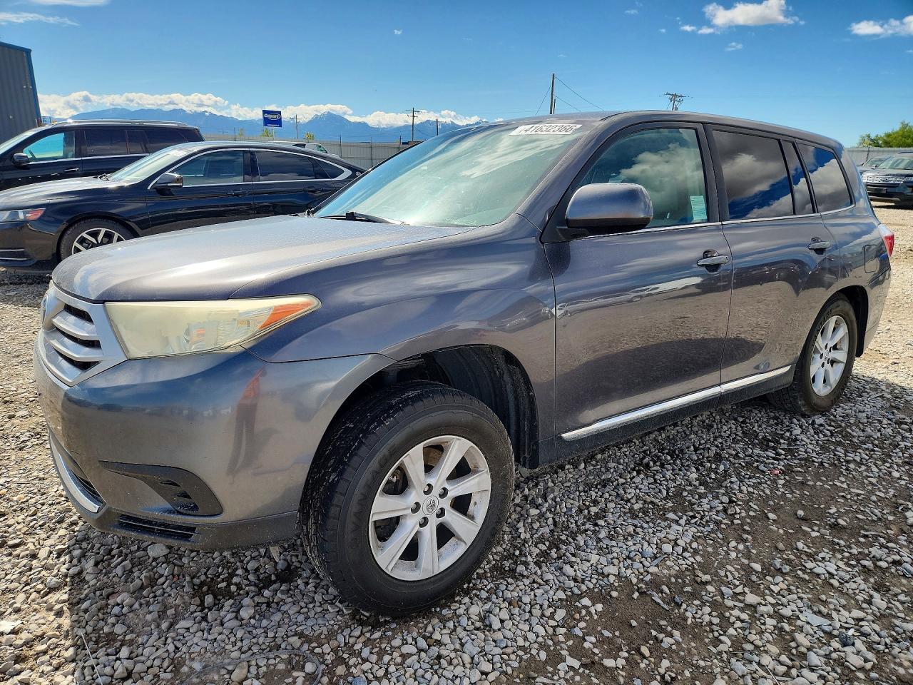 5TDZA3EH8DS035697 · 2013 TOYOTA HIGHLANDER
