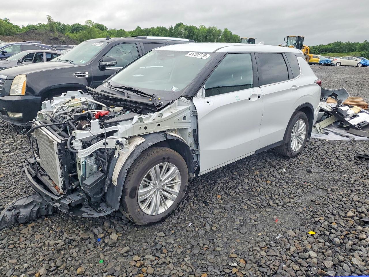 JA4J4UA84RZ022283 · 2024 MITSUBISHI OUTLANDER