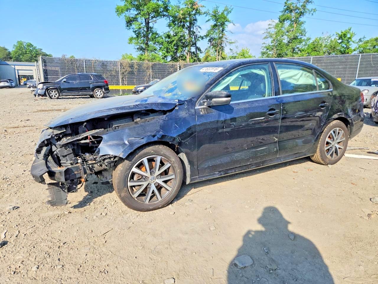 3VWDB7AJ9HM208220 · 2017 VOLKSWAGEN JETTA