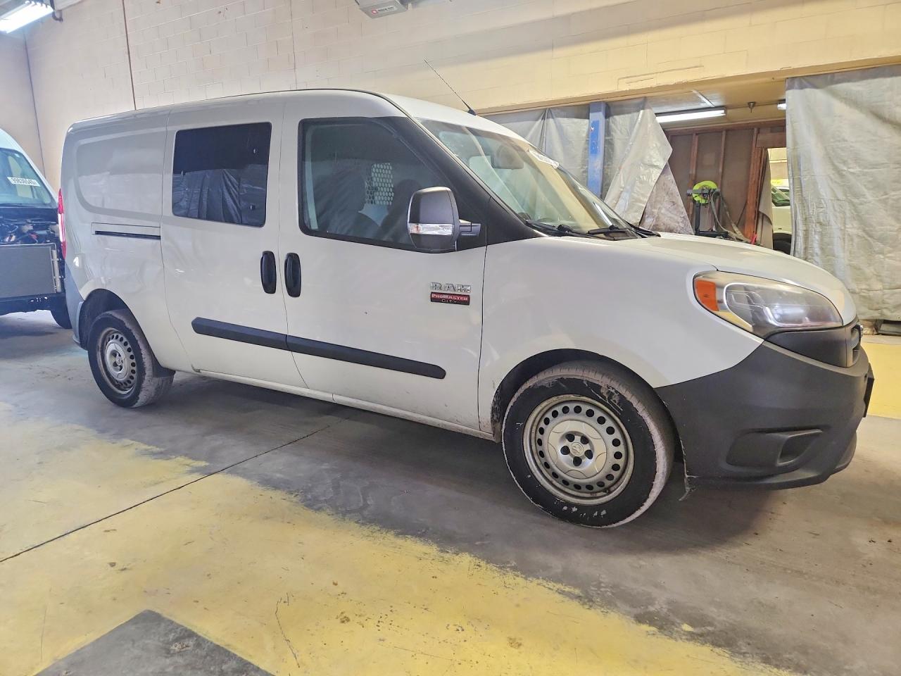 ZFBERFAB2H6E31520 · 2017 RAM PROMASTER CITY · 4/13