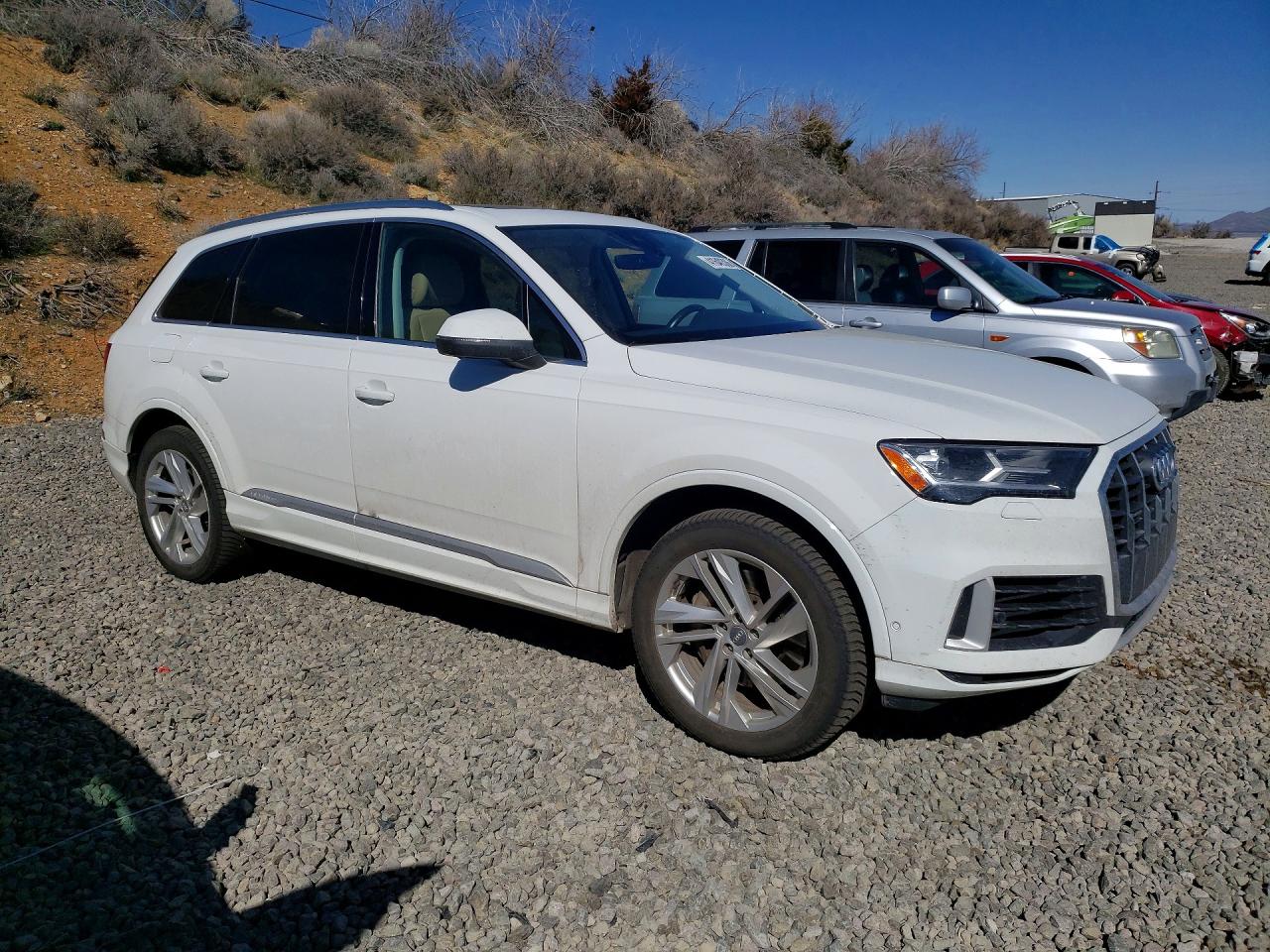 WA1LXAF71LD003077 · 2020 AUDI Q7 · 4/13