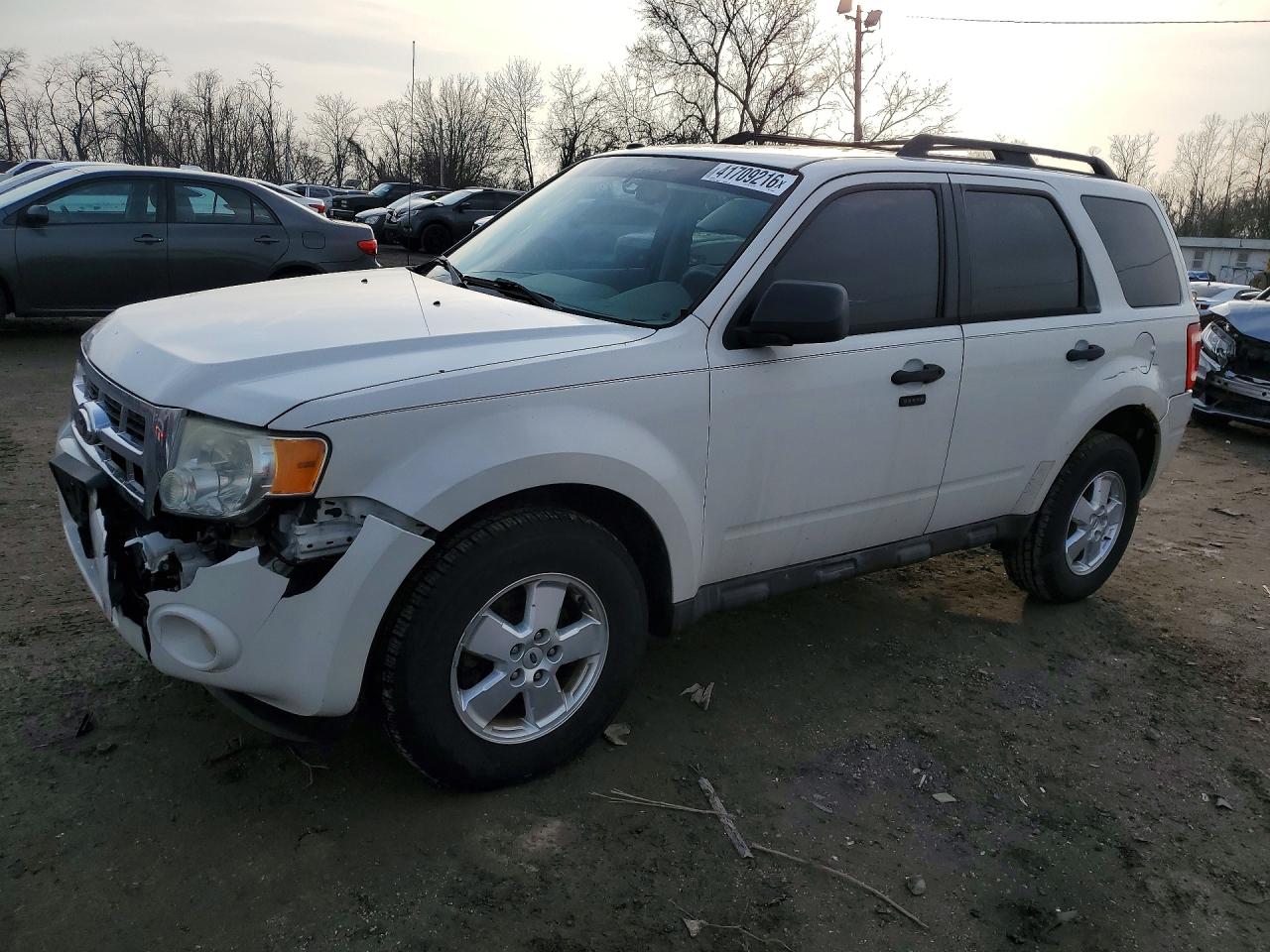 1FMCU9DGXBKA13886 · 2011 FORD ESCAPE