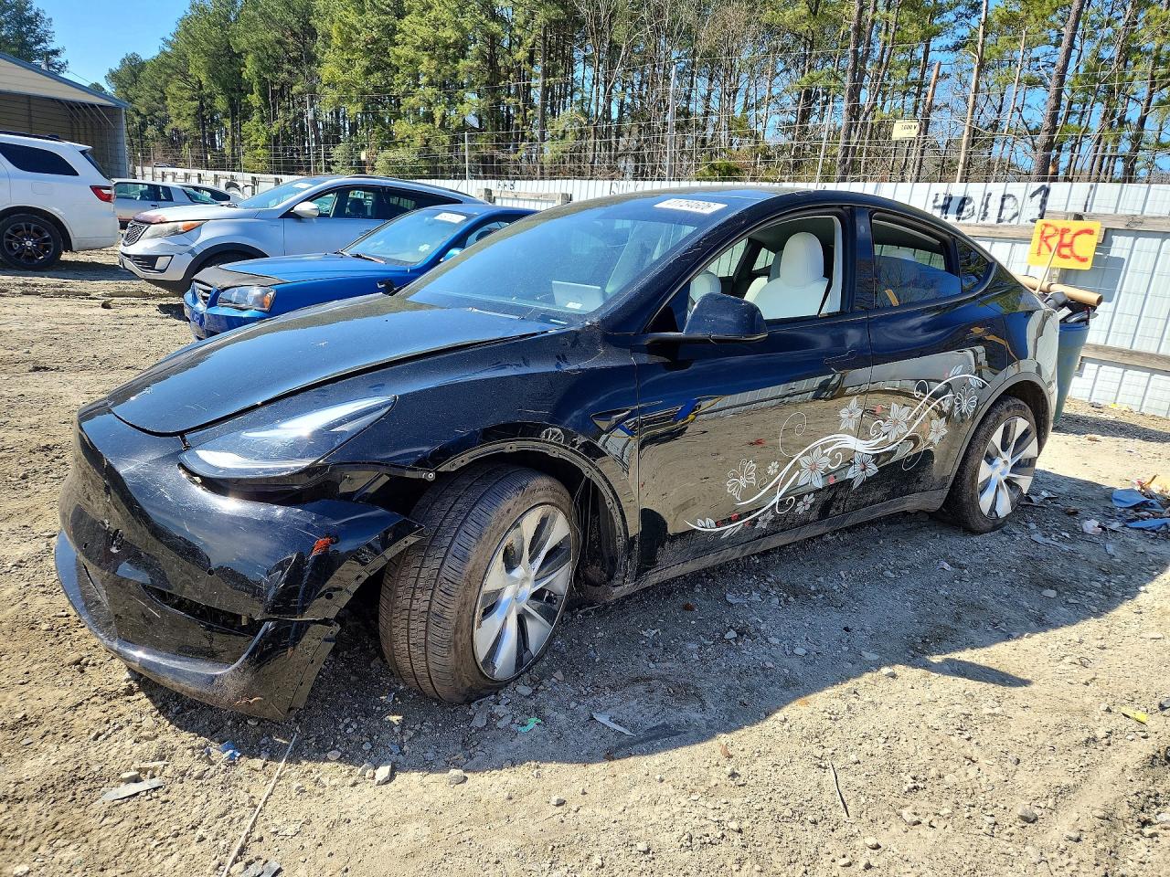 5YJYGDEE5MF125299 · 2021 TESLA MODEL Y