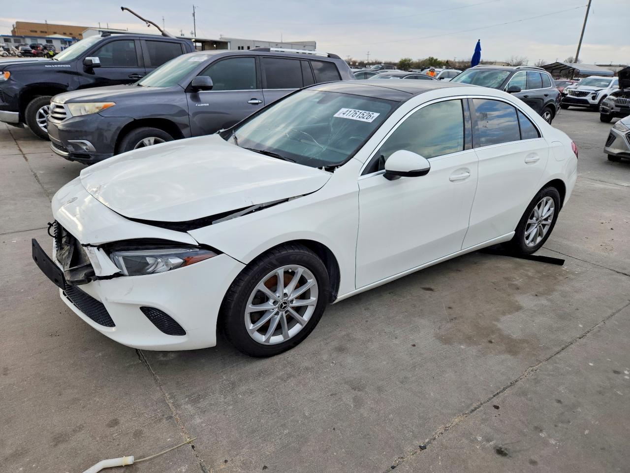 WDD3G4EB2KW016961 · 2019 MERCEDES-BENZ A