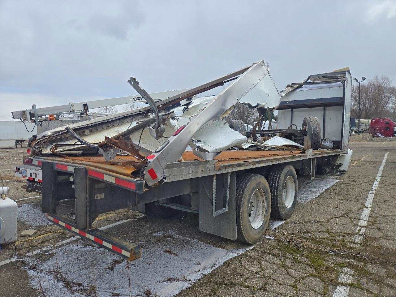 3ALHCYFE1MDMS5708 · 2021 FREIGHTLINER M2 · 3/13
