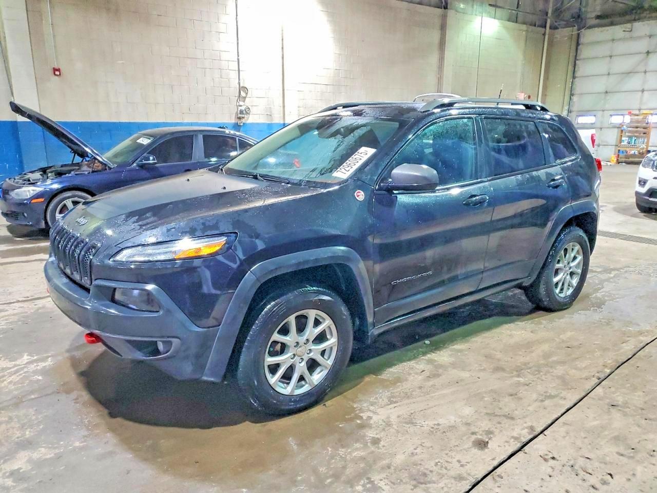1C4PJMBS3GW224582 · 2016 JEEP CHEROKEE