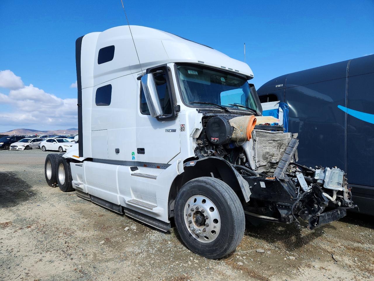 4V4NC9EH6SN688287 · 2025 VOLVO VN