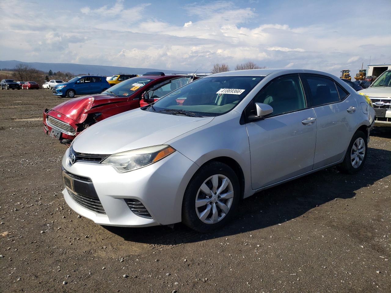 2T1BURHE8FC277463 · 2015 TOYOTA COROLLA
