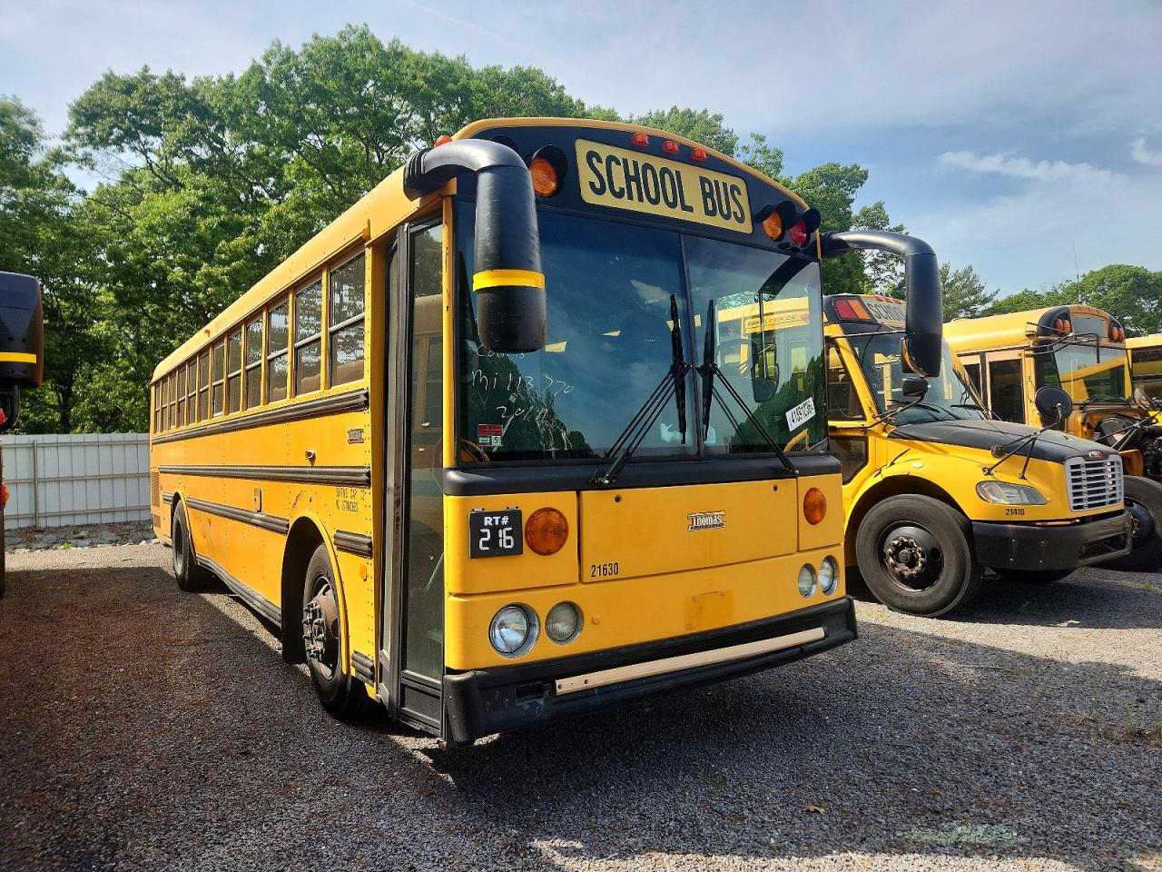 2012 THOMAS SAF-T-LINER HDX