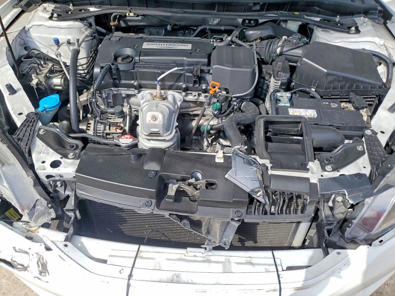 1HGCR2F87FA268298 · 2015 HONDA ACCORD · 11/12