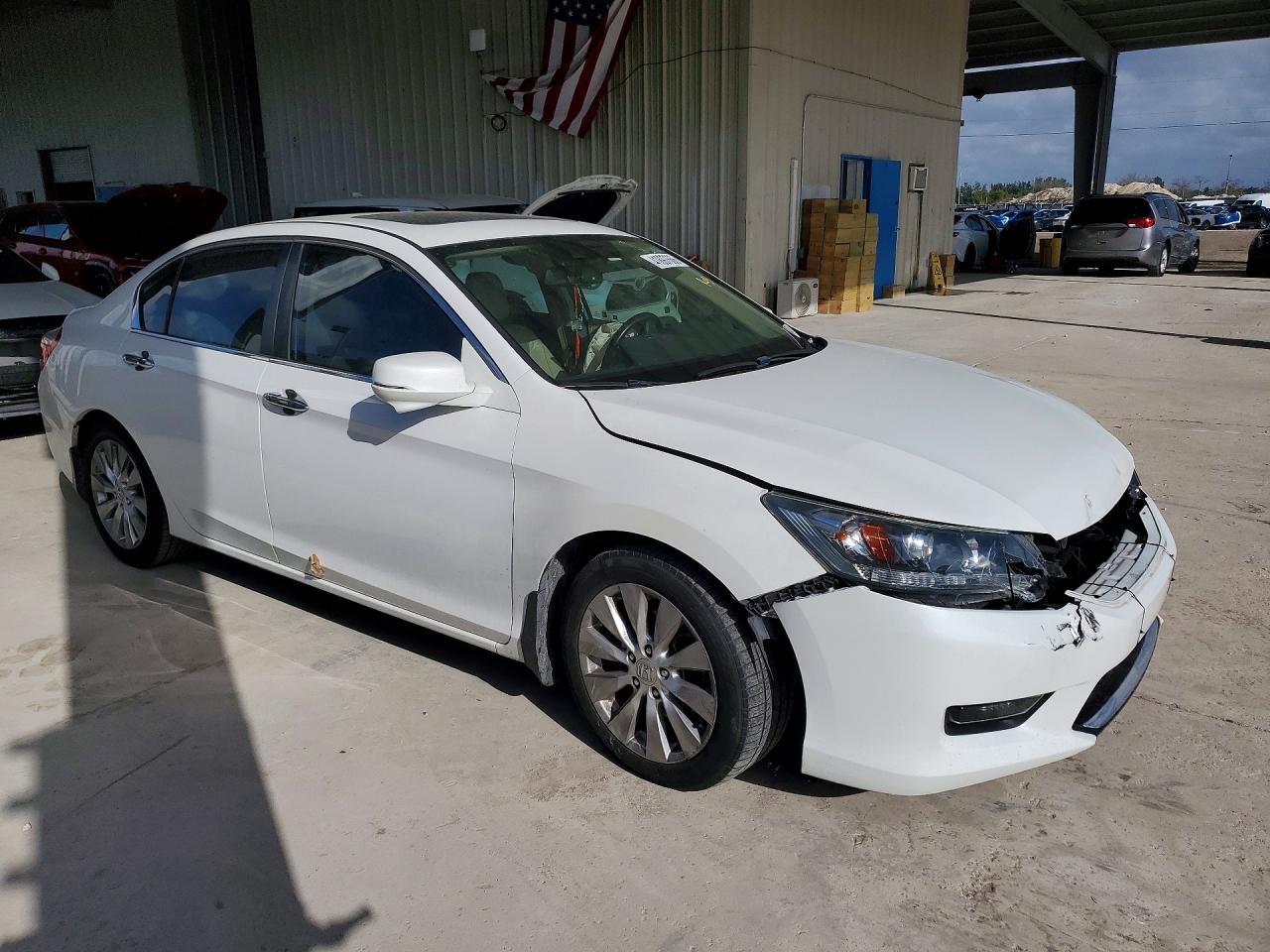1HGCR2F87FA268298 · 2015 HONDA ACCORD · 4/12